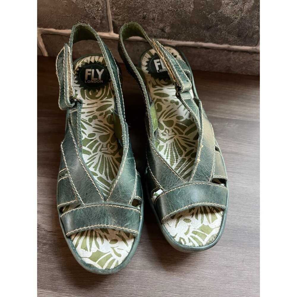 Fly London Yall Green Wedge Womens Sz 37 6.5/7 US